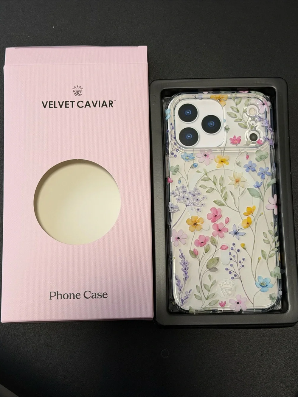 Velvet Caviar - Floral Phone Case - iPhone 17 Pro Max - Never used